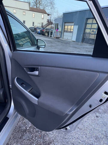 2011 Toyota Prius Two