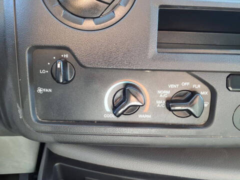 2024 Ford E-Series