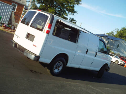 2016 GMC Savana 2500