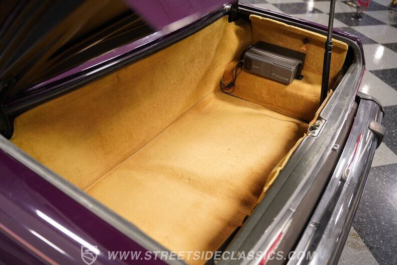 1986 Mercedes-Benz 560-Class 560 SL