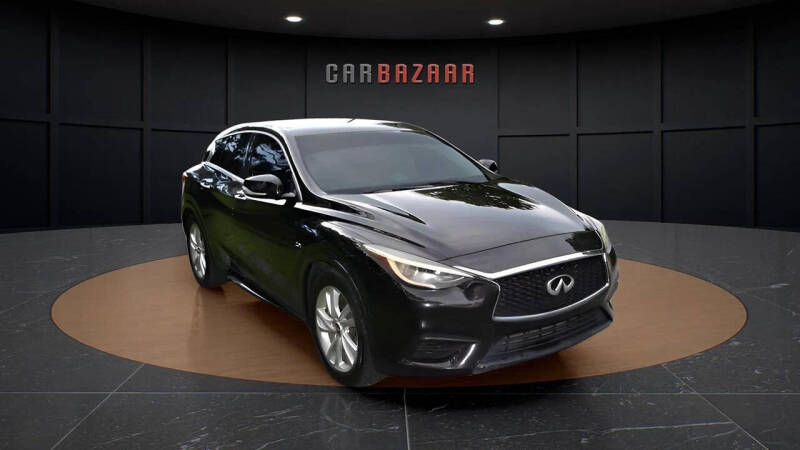 2017 Infiniti QX30 Luxury