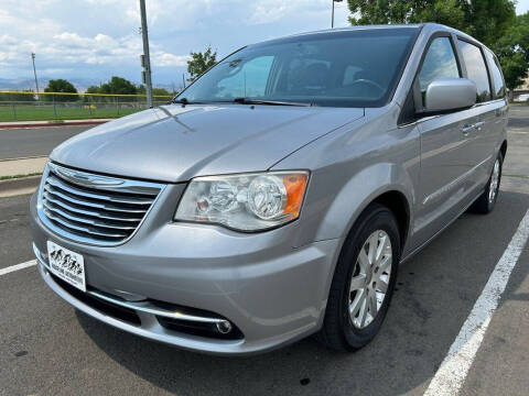 2014 Chrysler Town and Country Touring