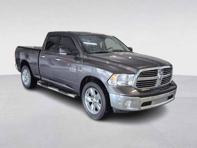 2017 RAM 1500 SLT