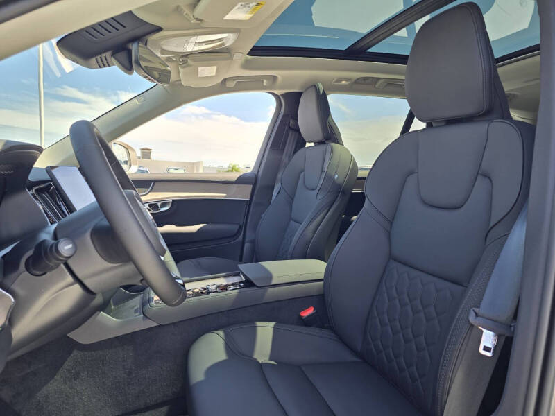 2026 Volvo XC90 B5 Core