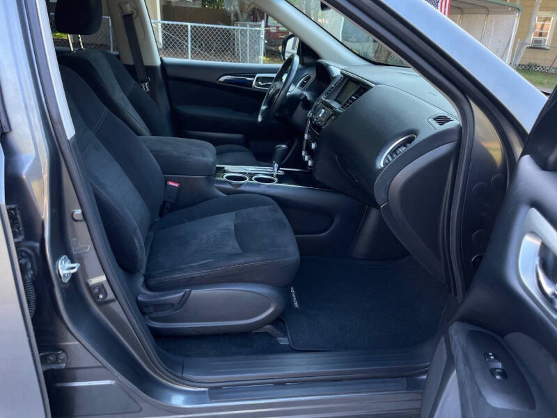 2015 Nissan Pathfinder S