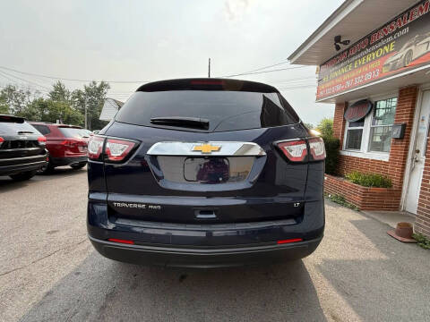 2017 Chevrolet Traverse LT