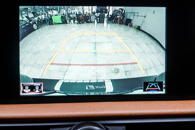 2024 Lexus IS 350 F SPORT Design