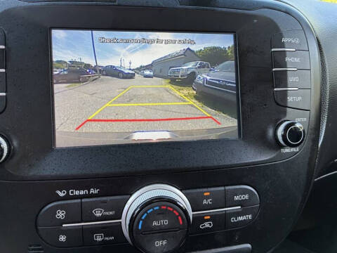 2019 Kia Soul +