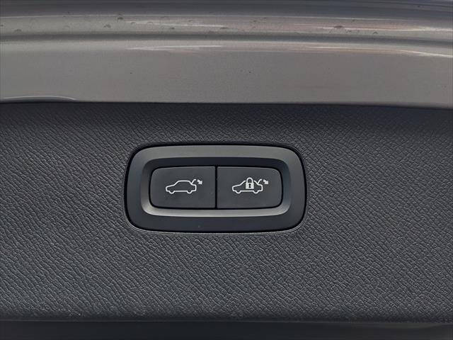 2023 Volvo XC90 B6 Plus Bright Theme 7P