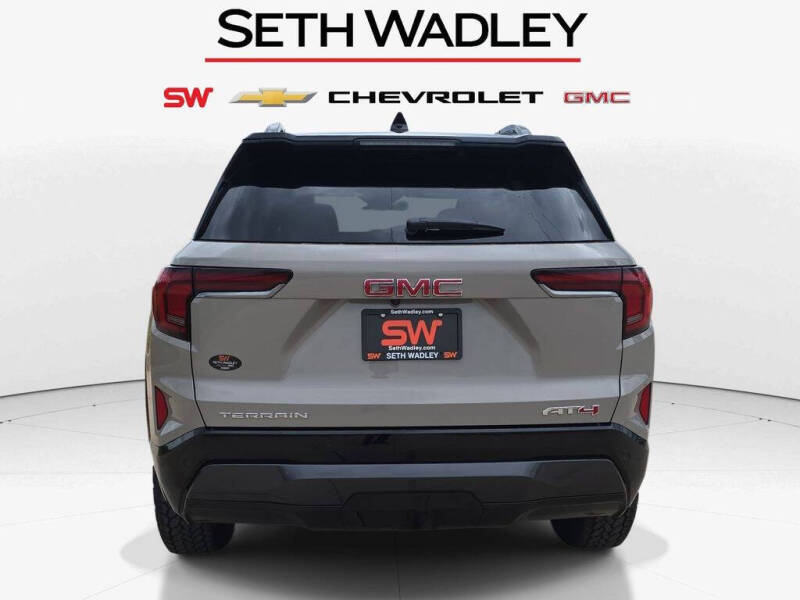 2026 GMC Terrain AT4