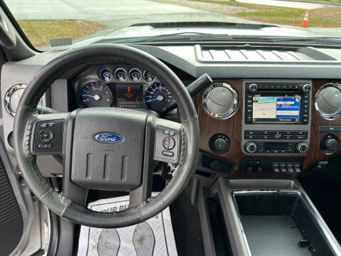2012 Ford F-250 Super Duty Lariat