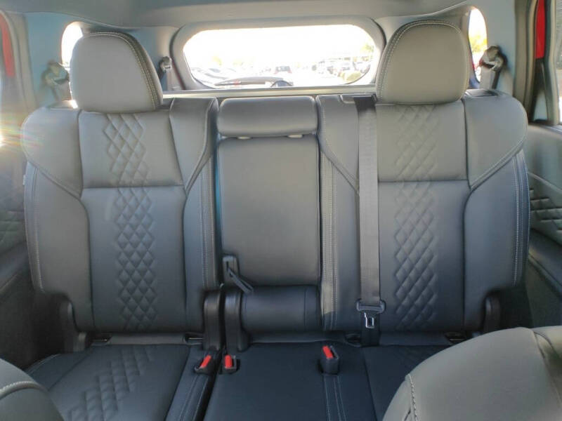 2025 Mitsubishi Outlander PHEV SEL Black Edition