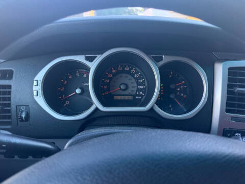 2003 Toyota 4Runner SR5