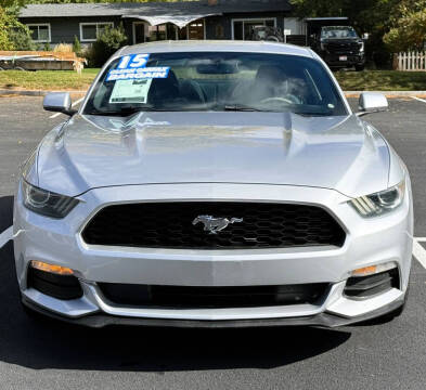 2015 Ford Mustang V6