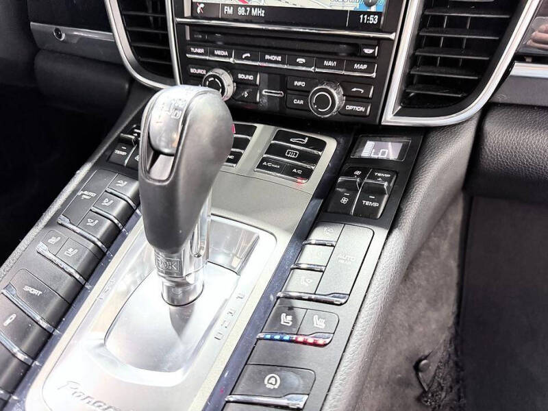 2016 Porsche Panamera