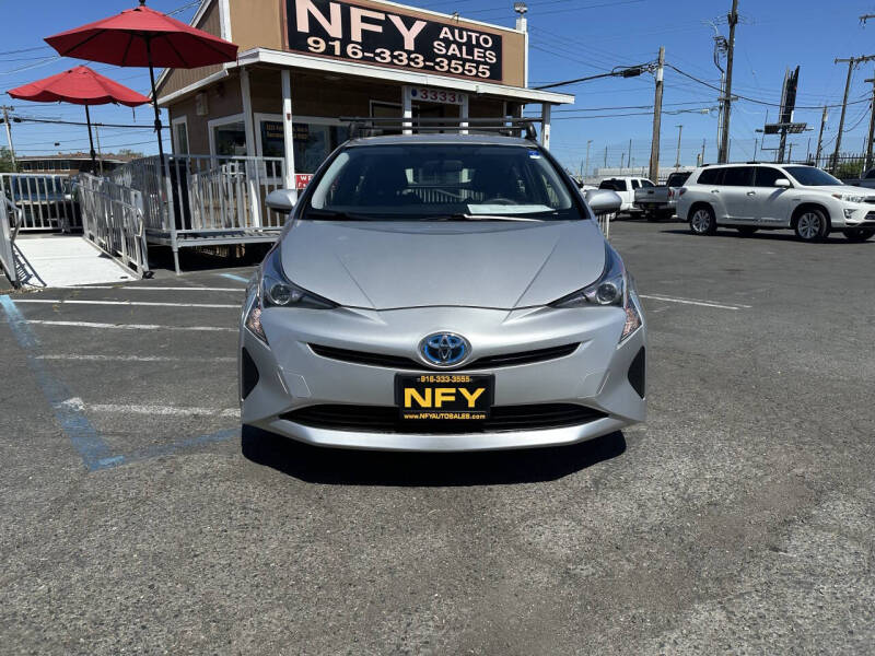 2016 Toyota Prius Two