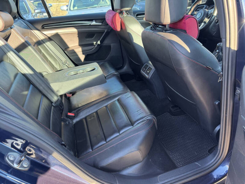 2015 Volkswagen Golf GTI SE