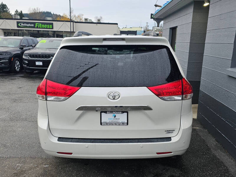2014 Toyota Sienna Limited 7-Passenger