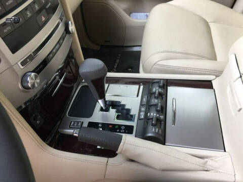 2015 Lexus LX 570
