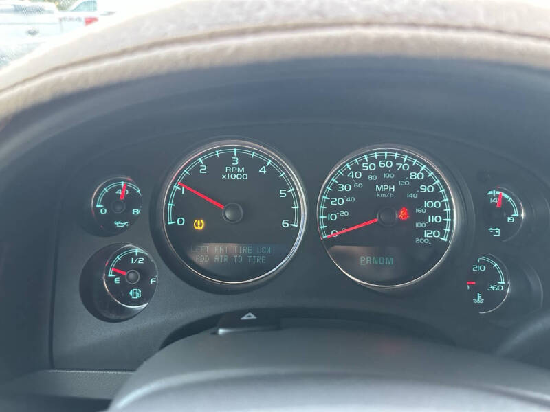 2014 Chevrolet Suburban LT