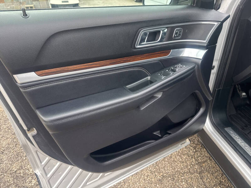 2019 Ford Explorer Limited