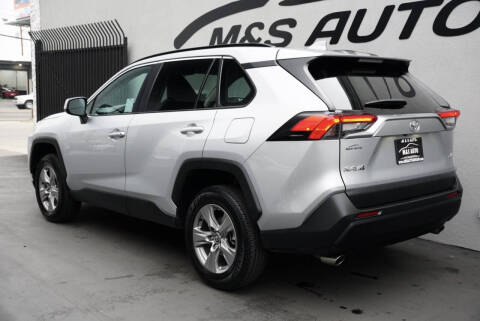 2024 Toyota RAV4 XLE