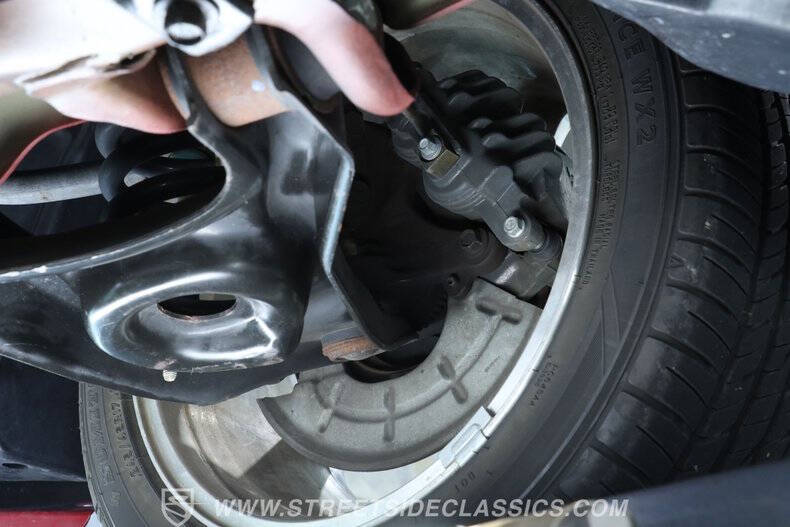 2004 Ford Mustang GT Deluxe