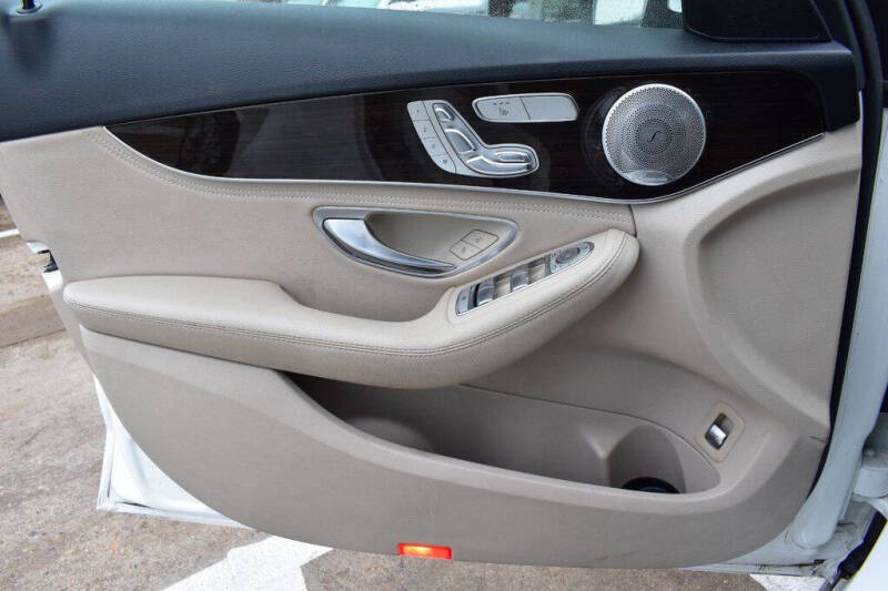 2015 Mercedes-Benz C-Class C 300