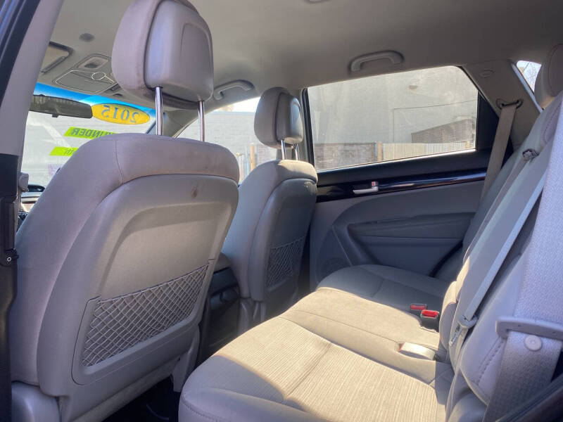 2015 Kia Sorento LX