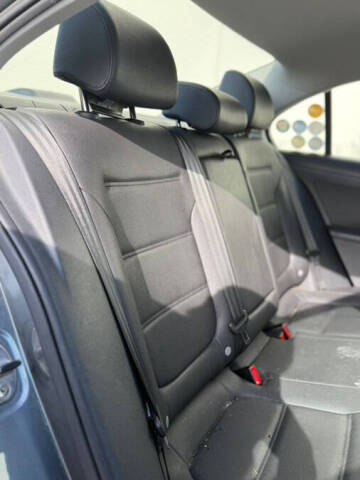 2012 Volkswagen Jetta