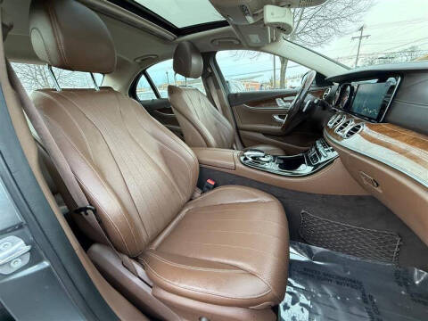 2017 Mercedes-Benz E-Class E 300 4MATIC