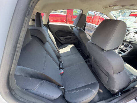 2015 Ford Fiesta SE