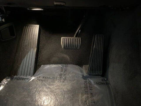 2025 Volvo XC60 B5 Plus Dark Theme