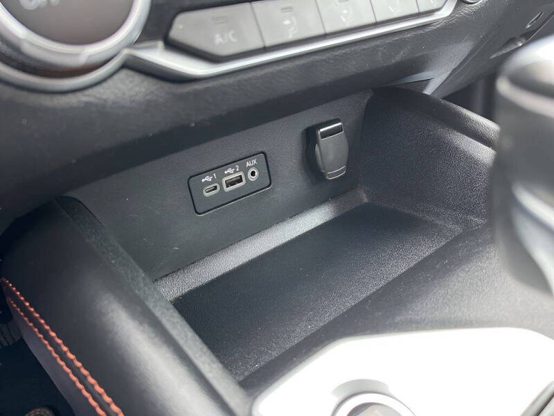 2020 Nissan Altima 2.5 SR