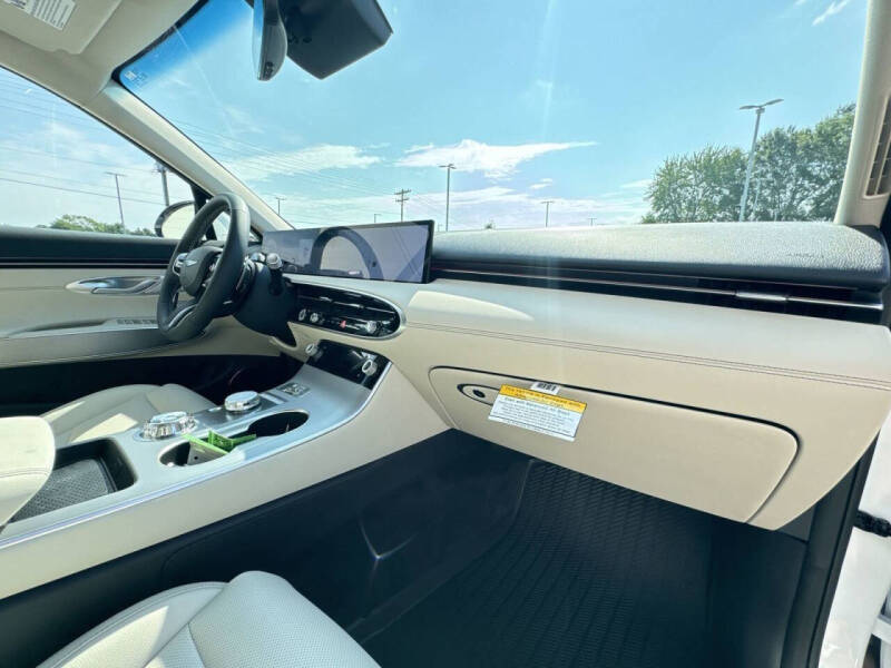 2026 Genesis GV70 2.5T Select