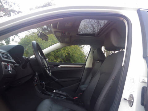 2016 Volkswagen Passat 1.8T SE