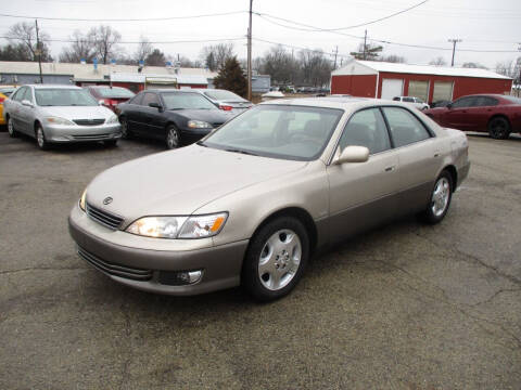 2000 Lexus ES 300 for sale at RJ Motors in Plano IL