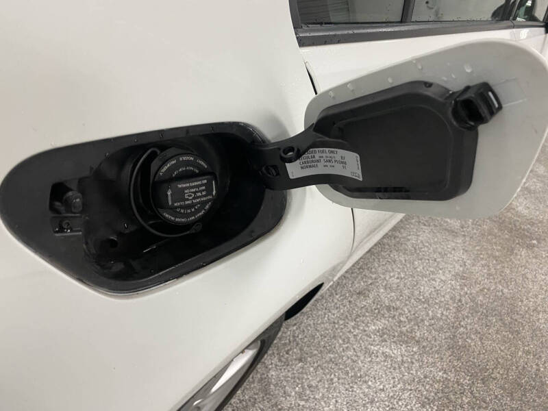 2017 Volkswagen Golf TSI Wolfsburg Edition