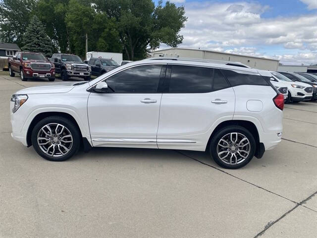 2022 GMC Terrain Denali