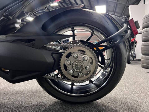 2012 Ducati Diavel Carbon Series