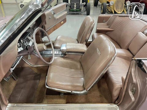 1964 Ford Thunderbird