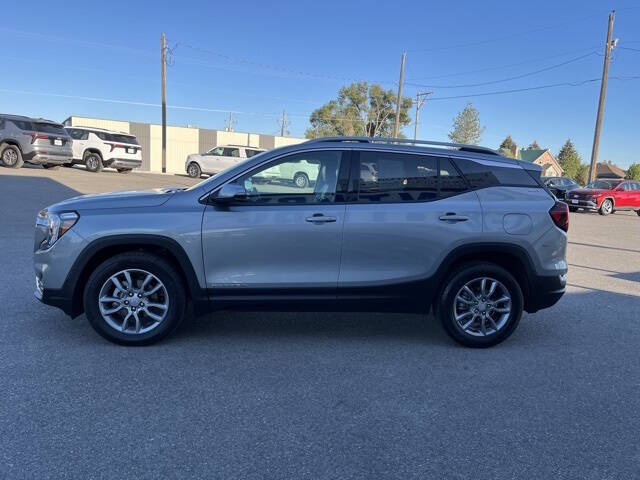 2024 GMC Terrain SLT