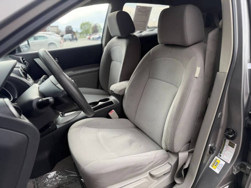 2011 Nissan Rogue S