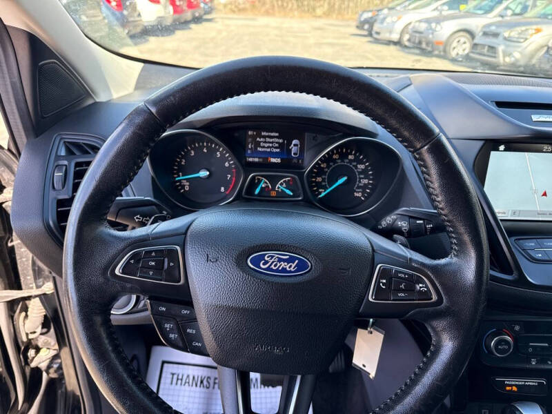 2017 Ford Escape SE