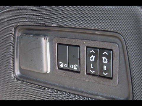 2023 Cadillac Escalade ESV Sport Platinum