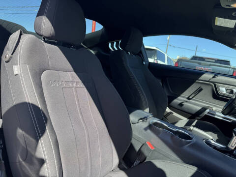 2021 Ford Mustang EcoBoost Premium