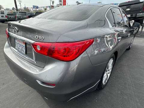2014 Infiniti Q50 Premium