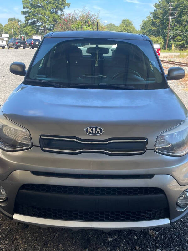 2017 Kia Soul +