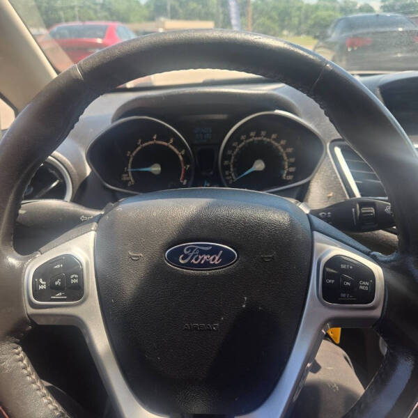 2015 Ford Fiesta SE