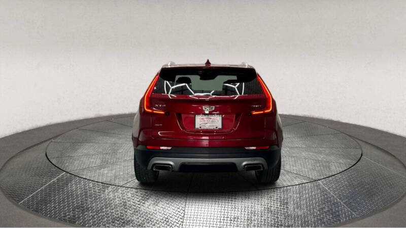 2020 Cadillac XT4 Premium Luxury